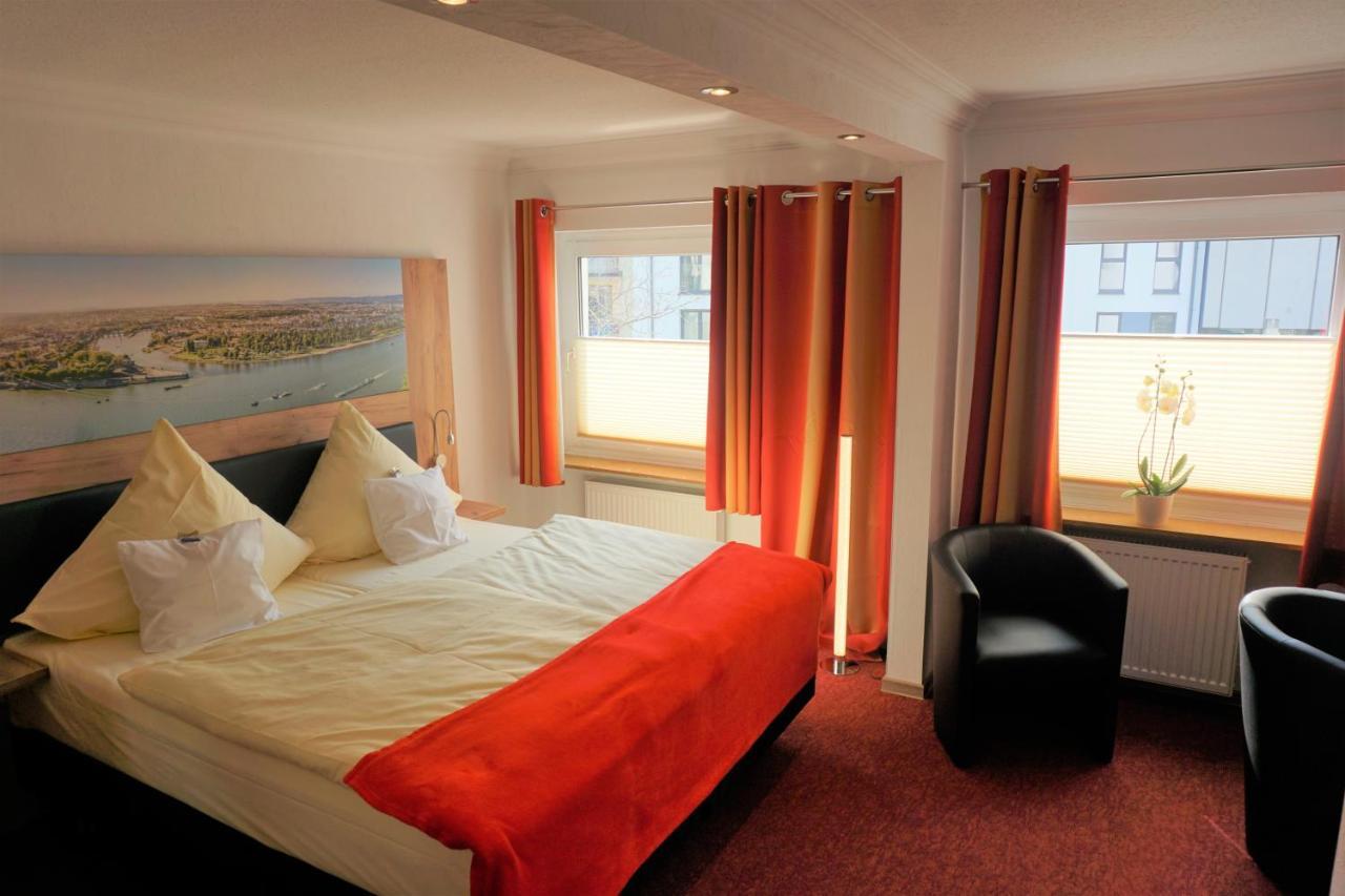 Hotel Jan Van Werth Koblenz  Bagian luar foto